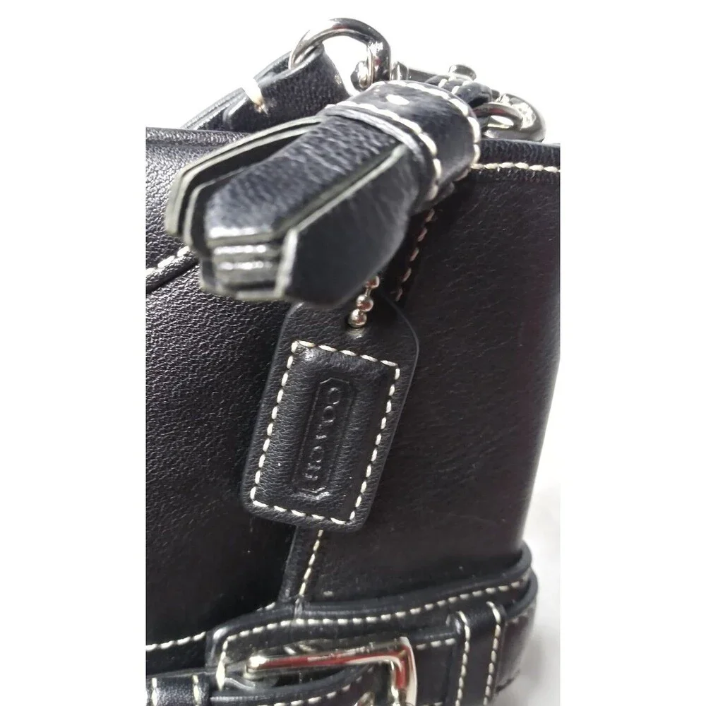 Coach Black Leather Wristlet Clutch Purse Medium Size charm & tassel accent